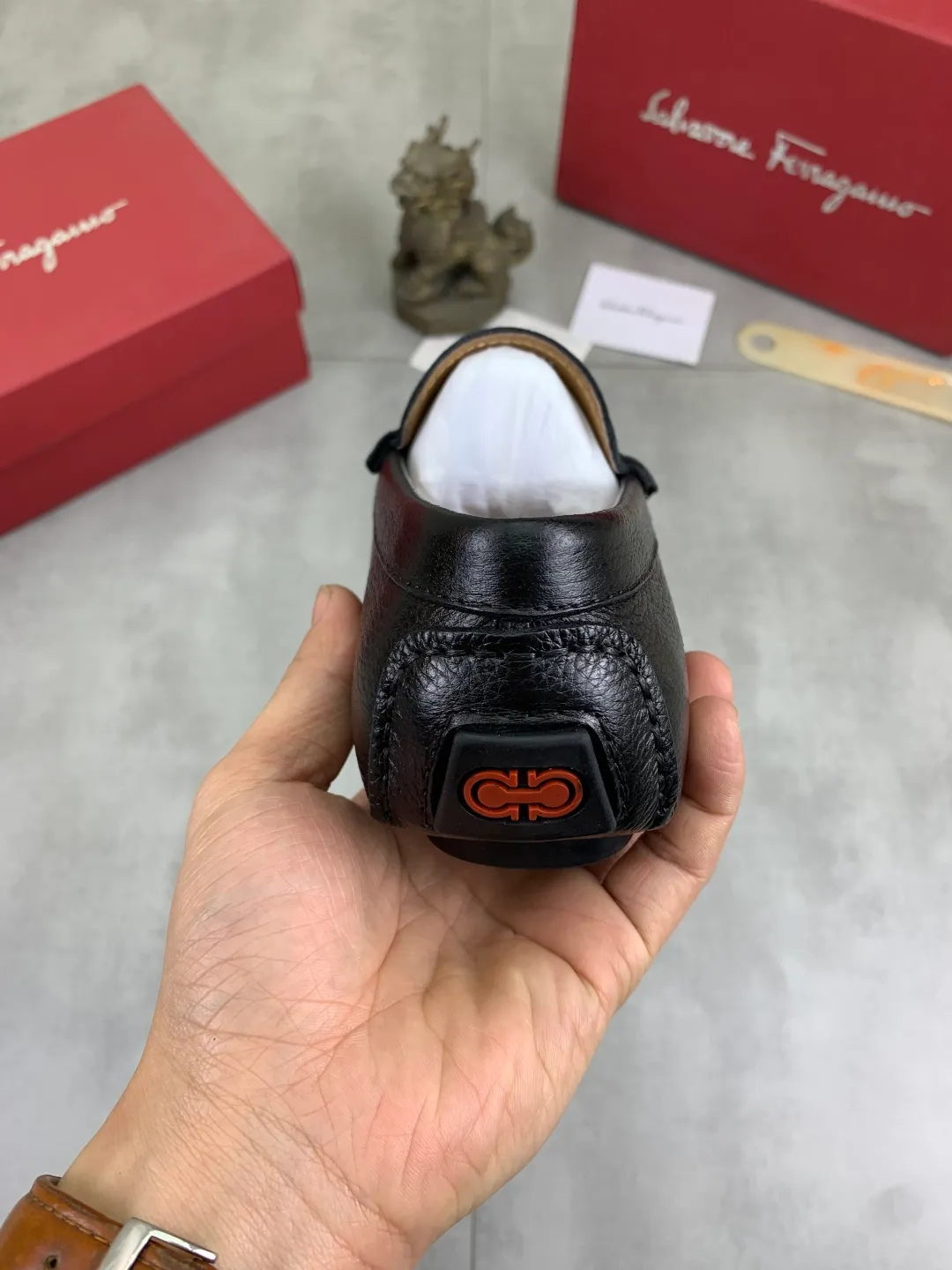 Men's Men's Shoes 💰P380💰【New Style】Water-dyed Pigli 🆘【Salvatore Ferragamo】Men's latest casual beanie shoes! Available at counters simultaneously! The fabric is made of specially imported original calfskin, and the interior is made of imported water-dyed pigskin. It is absolutely luxurious and leads the fashion trend. Matching code: 38-45 3️⃣colors available